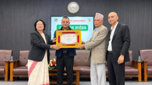 नेपाली कांग्रेसका नवनिर्वाचित सभापति गगनकुमार थापाले लिए पद तथा गोपनीयताको शपथ